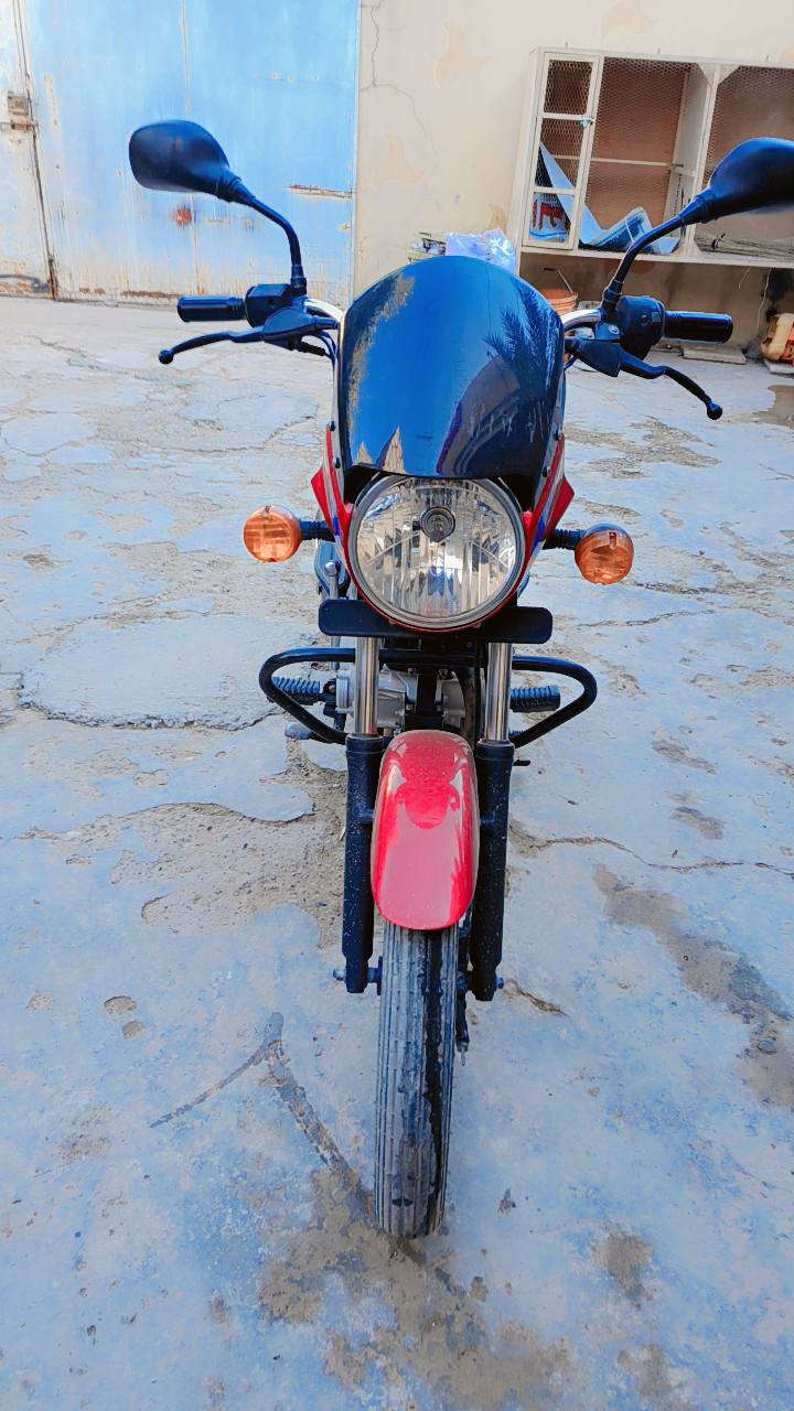 السلام عليكم دراجه بوكسر موديل 21  مرقم انكليزي  للبيع الاتصال على الرقم ***********
