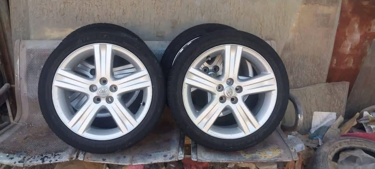 عندي هذا ويل الاسود حجم 16 جواه تخم تاير 
رايده مراوس بهذا الويل الكب 
الي يحب نترواس يتفضل


**إذا كنت صاحب هذا الإعلان وتريد حذفه لأي سبب، رجاءا أرسل رسالة إلى الدعم الفني**