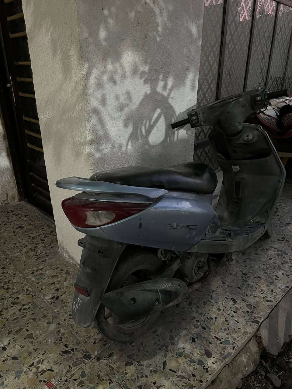 دراجه ابريز للبيع كلشي بيه شغال سلف هندر كهربائيات كامله السعر ٣٠٠ وبيه مجال ***********
