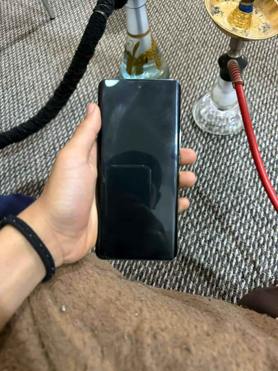 السلام عليكم هونر x9b 

اخو جديد 

ذ. 256

العشوائي.8

المعالج G
المكان نجف حي ميسان بيع مستعجل


**إذا كنت صاحب هذا الإعلان وتريد حذفه لأي سبب، رجاءا أرسل رسالة إلى الدعم الفني**