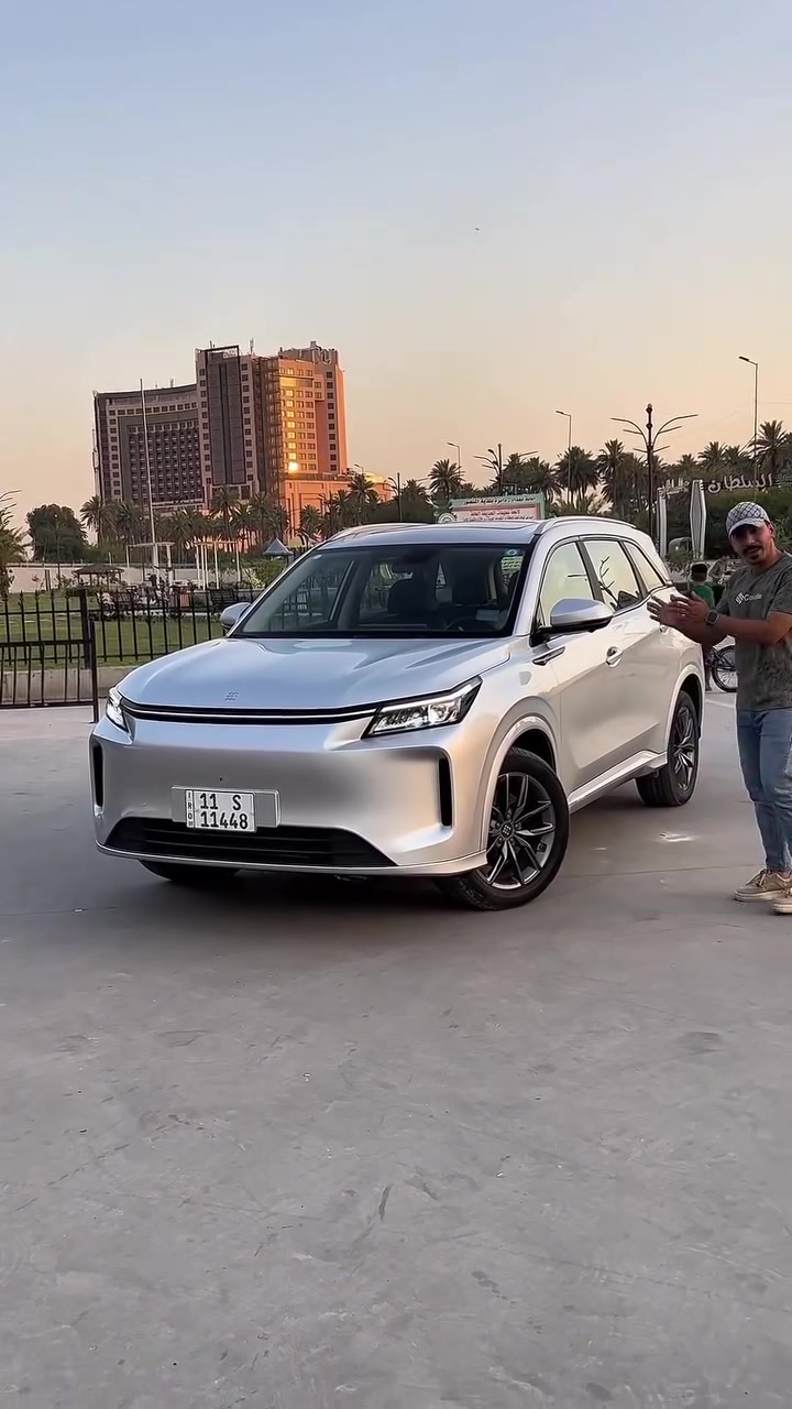 كل تفصيلة في SERES E5 صُممت لتمنحك تجربة قيادة أكثر ذكاءً وراحة.

في هذا الفيديو نستعرض أبرز مواصفات SERES E5 Plus، من التصميم العصري إلى التقنيات الذكية، والمساحة الرحبة، وأنظمة الأمان المتطورة التي تجعل كل رحلة أكثر متعة.

🛡️ ضمان مصنعي يصل إلى 8 سنوات أو 150,000 كم (أيهما أقرب).
💳 متوفرة خيارات دفع مرنة  نقداً أو بنظام الأقساط لتناسب احتياجك

📞 للتواصل والاستفسار:
7211
📱 ***********

📍 يشرفنا استقبالكم في صالة العرض:
بغداد – الكرادة – ساحة كهرمانة – قرب بدالة العلوية
#سيارات #اكسبلور #هواوي #فولو
