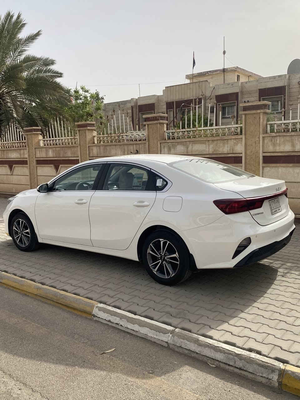 سيراتو 22 خليجي كفاله  فول مواصفات 
مكينه 1600
فتحه
حساسات امامي خلفي
ماشيه 45km
مال جناي وبلعافيه عل ياخذه
 ‏السماوه الغربي


**إذا كنت صاحب هذا الإعلان وتريد حذفه لأي سبب، رجاءا أرسل رسالة إلى الدعم الفني**