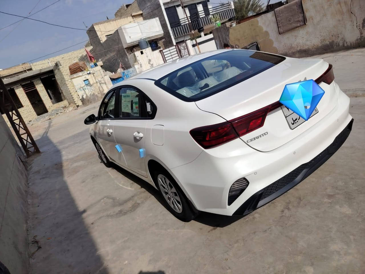 اللهم صل على محمد وال محمد 
كفاله عامه     كفاله عامه 
سيارة سيراتو للبيع موديل   2022 
السونار مرفق مع الصور                  

*   حجم المحرك  1600
*    رقم السيارة اربيل 
*   داخل السيارة لونين 
*   تبريد قطعتين 
*   تحويل او  وكالة جاهز  

مكفولة كفالة عامة كير ومحرك وكشر  
مكان السيارة واسط  
***********
***********
