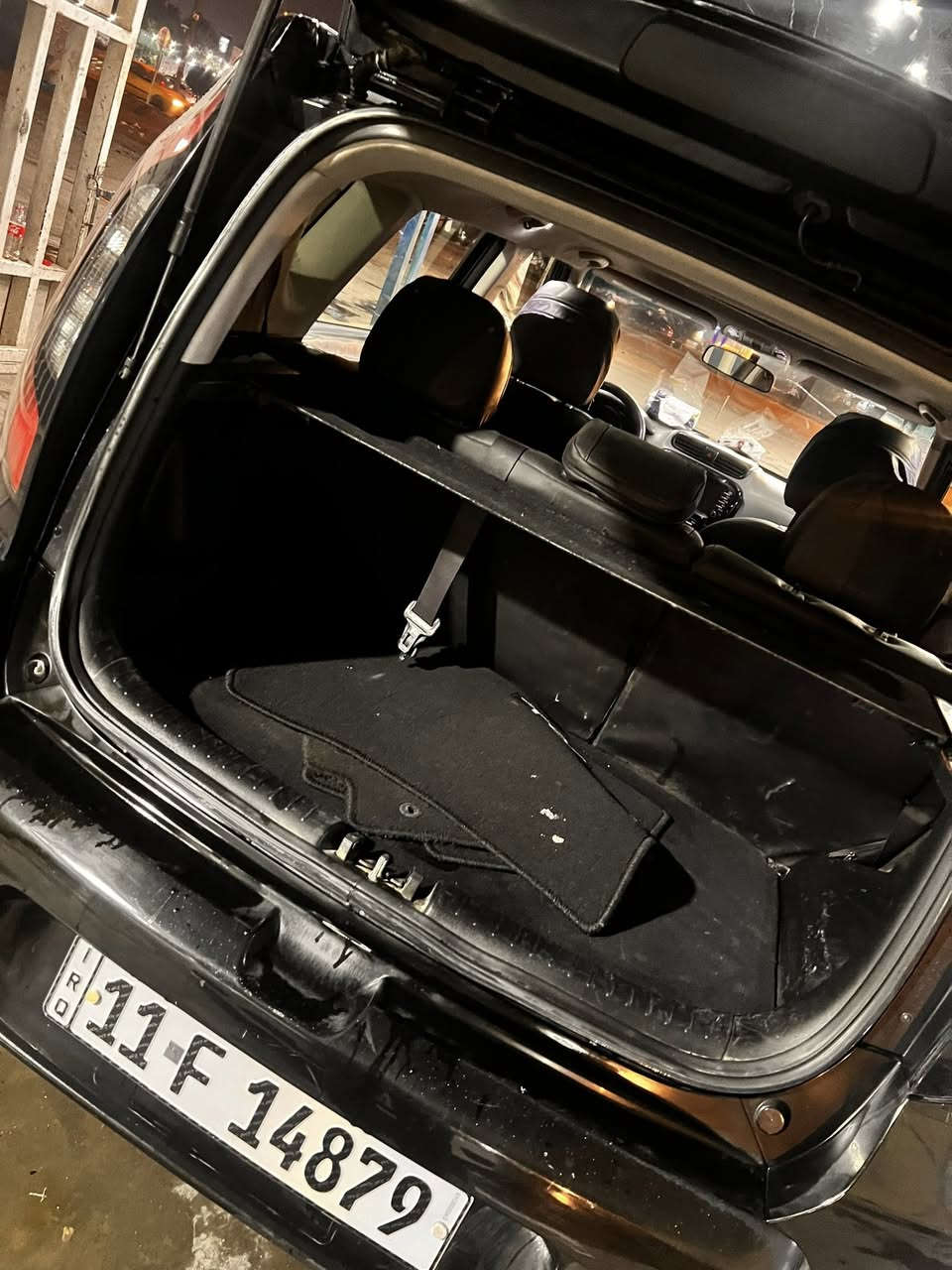 صول 2016 امريكي
محرك 2000 gdi
فول مواصفات بانوراما فتحة كشنات جلد تدفئة تبريد ستيرن هيتر شاشة كبيرة كامرة بصمة تشغيل بصمة ابواب وجنطة كراسي كهرباء انضمة قيادة سبورت لدات داخلية 
السعر 119 بيها مجال 
***********
