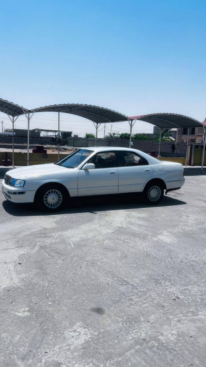 للبيع بطه لون صدفي مرشوشه جماليه كير محرك شرط طخم تأير صدر جديد كهربائيات كامله سياره جاهزه شرط التحويل سعره 35بيه مجال رقم الهاتف ***********
