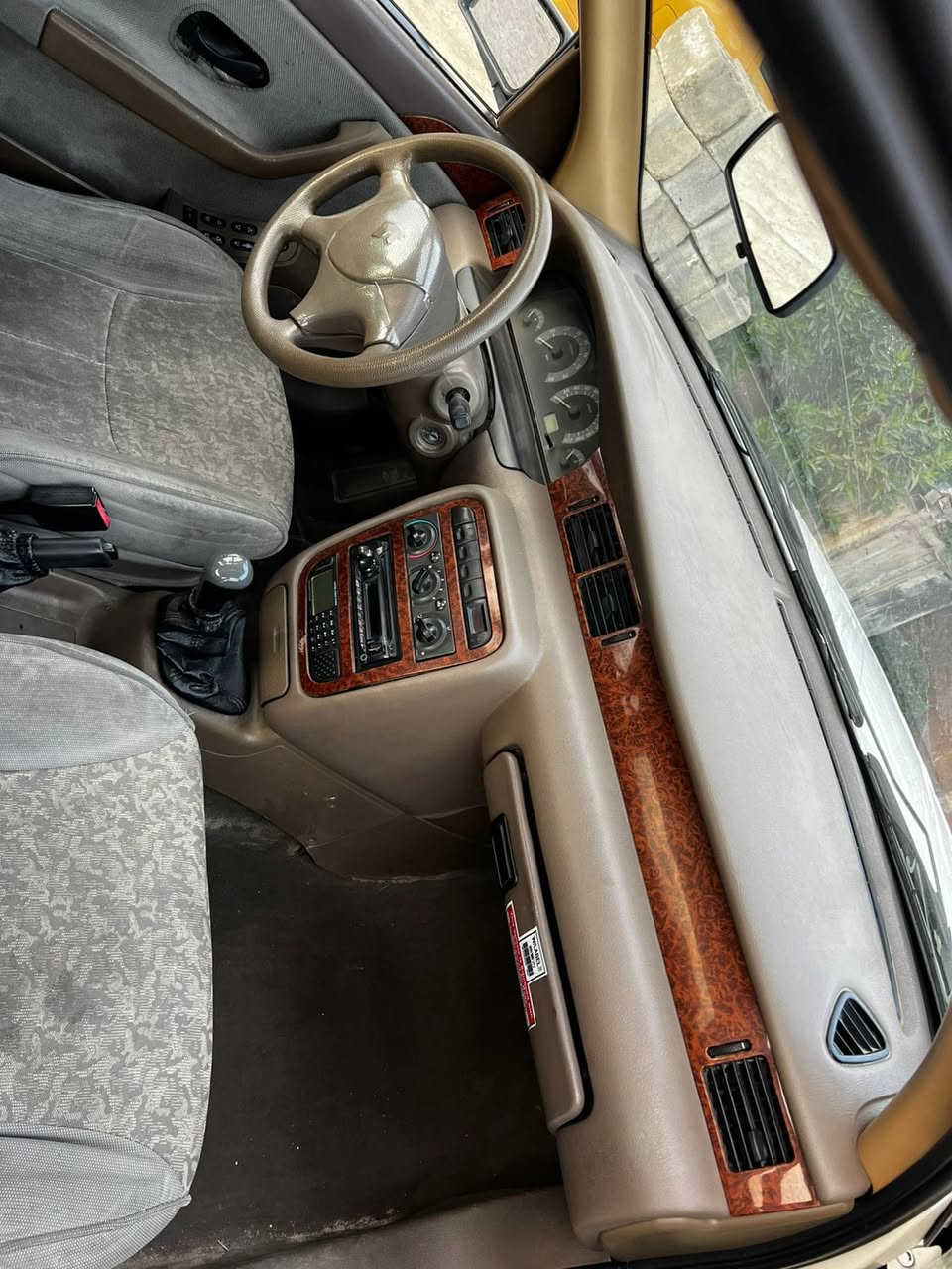 السلام عليكم سمند موديل 12رقم نجف نكليزي بسمي بيه بنيد مبدل بس سياره بيه تحويره 14 سعر 46وبيه مجال مكان نجف ***********
