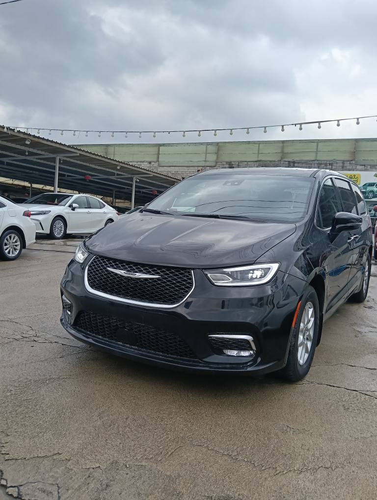 𝑪𝑯𝑹𝒀𝑺𝑳𝑬𝑹 🇺🇸
 سعر رخيص بسوق {٢٤٠ $}

٤٠٠٠ کم ماشي 🇺🇸

موديل  2025
محرك ٦ سلندر 3.6
مواصفات 
بصمة
تشغيل عن بعد
كشنات جلد
كشن تدفئة
كشن كهربائي
ستيرن تدفئة
رادار امامي و خلفي و جانبي
بريك بصمة 
صندوق شفت 
لايت ليد زينون
شاشة كبيرة
برده ابواب
ابواب جانبي كهربائي 
ابواب بصمة
تحكمات ستيرن
بقية المواصفات معروفة
سيارة بدون صبوغ بدون تبديل بس بيها شبر رسعة مال بونيد بجم كبس
دعاميات بدون صبغ
سيارة موجود سليماني 
رقم شاصي
2C4RC1ZG0SR507557
رقم ☎️ 📞
***********
***********
#𝑪𝑯𝑹𝒀𝑺𝑳𝑬𝑹 # السليمانية, العراق
