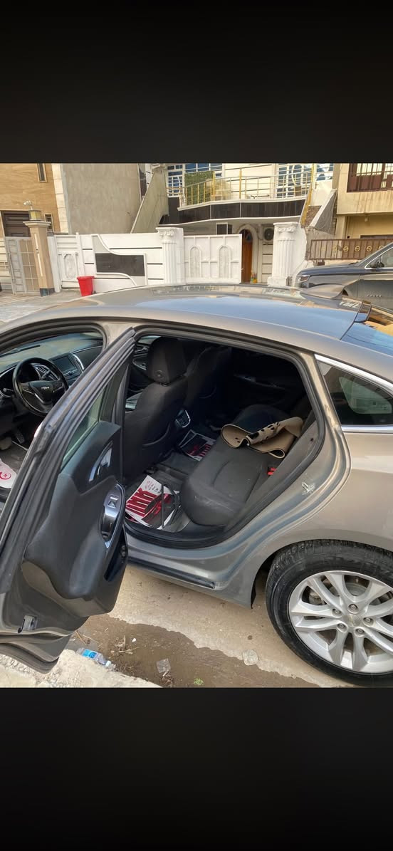 ماليبو 2017 رقم سليمانيه ب اسمي مكانها بغداد رصافه ماشيه 115 الف كيلو 
***********
