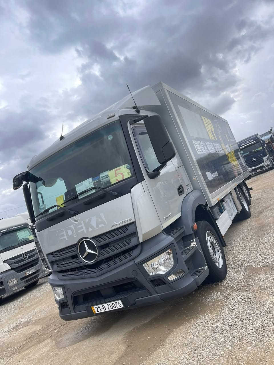 Mercedes Antos. 2540. 2016.  مقفولة السيارة عنوان السليمانية. ***********
