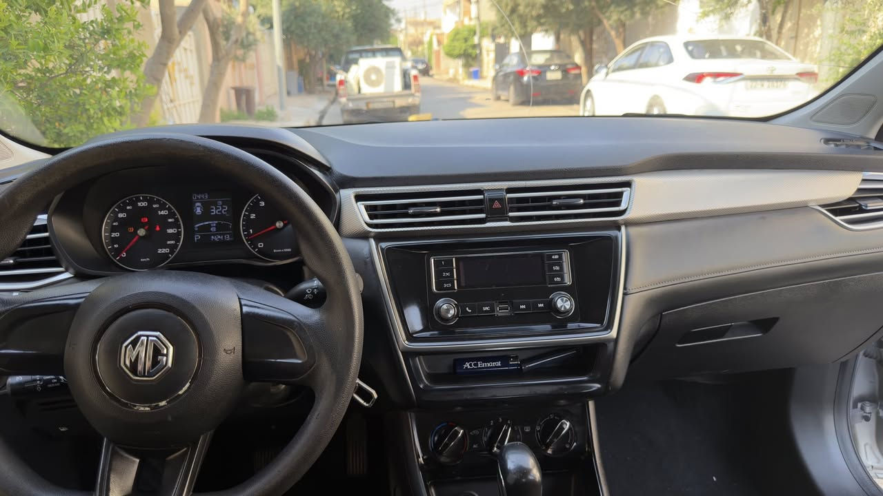 ♦️نوع السيارة : ام جي  MG 🚗
♦️الفئة : 5  
♦️سنة الصنع2022
♦️اللون : سلفر      
♦️عداد المسافة : 142الف كيلو 
♦️عدد الاسطوانات : اربعه سلندر 
♦️حجم المكينة : 1️⃣5️⃣0️⃣0️⃣CC
♦️رقم السياره : بغداد 
⛔️بيها حالوب و ضربه صبغ شبر مأشر عليها بصوره
🟥مواصفات السياره 🟥
✳️مثبت سرعه 
✳️حساس قياس  ضغط الاطارات 
✳️تبريد ثلج الحمدلله 
✳️ كير محرك صدر كله على وضع الشركه 
✳️الــســعـر77 ورقه   بيها مجال بسيط بسمي تحويل ثاني يو م  
وتساب:***********
