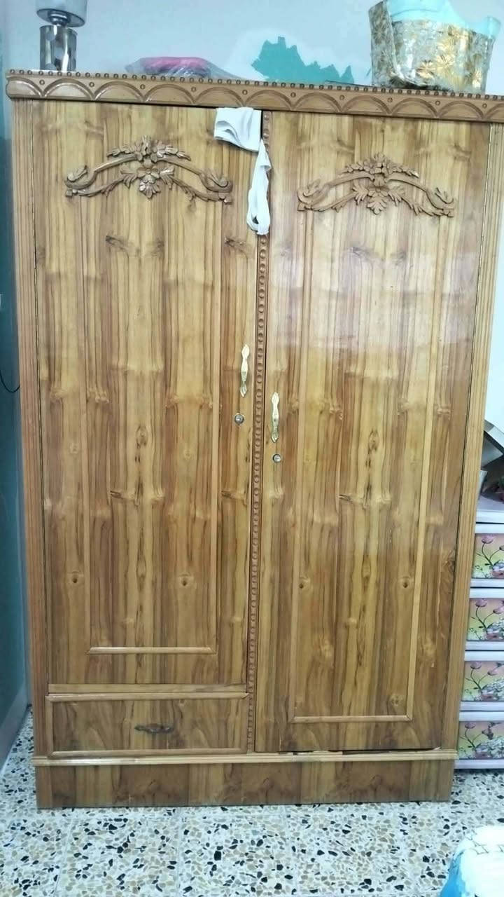 قنصور ١٢٠
ميزتواليت١٦٥ بيها مجال


**إذا كنت صاحب هذا الإعلان وتريد حذفه لأي سبب، رجاءا أرسل رسالة إلى الدعم الفني**