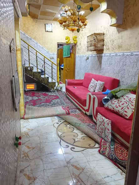 السلام عليكم بيت البيع طابو زراعي ابو الخصيب طريق الصحراء بشارع معرض الراشد كل خدمات متوفرة مساحه 100 متر بيت كلش نضيف حلو مرتب السعر 65 اتصل ***********
