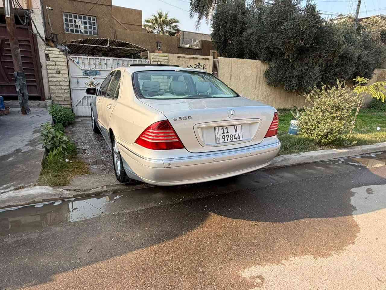 عندي مارسيدس غواصه موديل 99 رقم بغداد مشروع وطني بأسمي محرك V6  السياره فول مواصفات غرفته جديد جدآ كير ومحرك لوك جديد كهربائيات باتري جديد فيدو موضح كلشي ويا الصور
سعر السياره  (١١٠٠٠) يعني 110‪ ورقه وبيه مجال كلش بسيط مكان السياره بغداد المنصور للاستفسار ***********‪
***********‪
