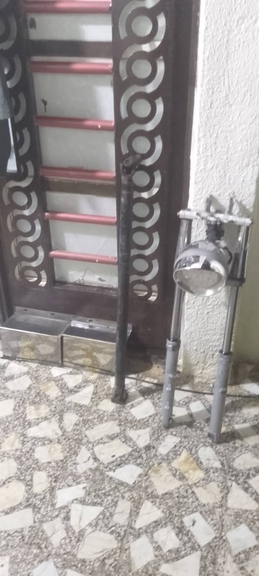 السلام عليكم ماشه ودبلات صدر كامل للبيع ب60 والكاردن ب5 والصفاحيات الستيل ب 5وهذا رقمي5‪***********‬‏
