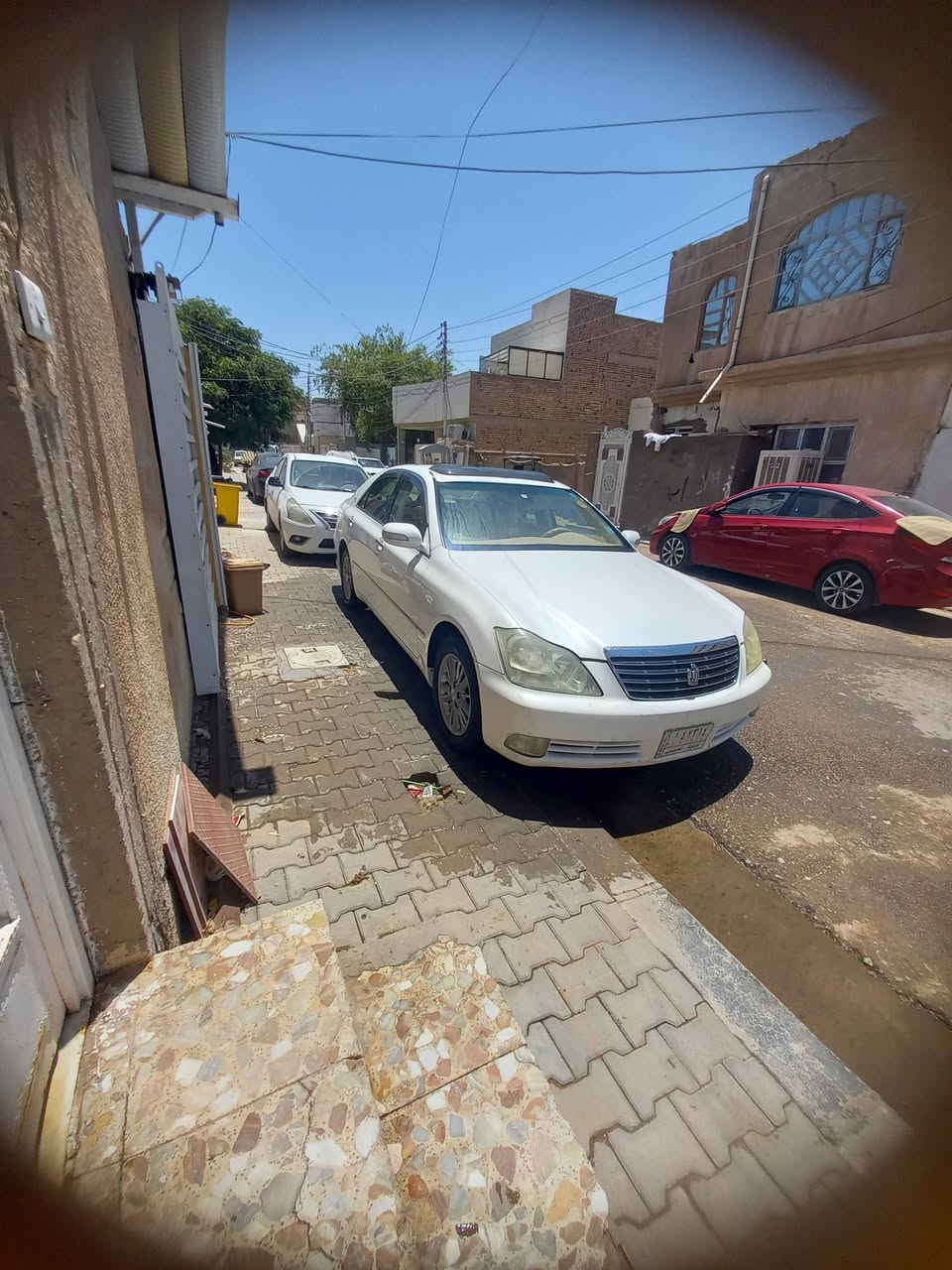 شاهينة ٢٠٠٣ فول ما عدا فتحت سقف .. بيها مكانات بارد .. مدفوع كمرك قرار ٤٨ .. رقم كركوك الماني .. تحوير نجف فوك و جوة .. السعر المطلوب ١٣٨ ورقة و بيها مجال ان شالله .. السيارة جاهزة من كلشي مكفولة من الكص والعيب الشرعي  سيارة اصولية .. اربع دكم ديفور الكبير  .. مكان السيارة نجف حي السلام للتواصل الاتصال ع الرقم ***********
