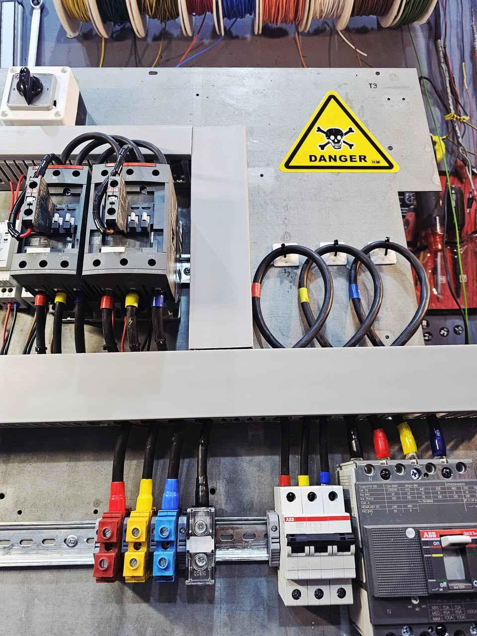 التفاصيل في الفيديو السابق ...


**إذا كنت صاحب هذا الإعلان وتريد حذفه لأي سبب، رجاءا أرسل رسالة إلى الدعم الفني**