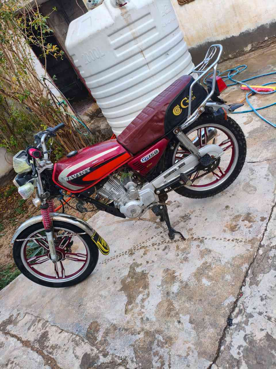 سيفان 5 كير كهربائيات شغاله عالي ناصي اشاير، سلف شغال بس يرادله دشلي السعر 450 مكاني بغداد رقم الهاتف *********** متواجد واتساب و اتصال
