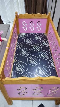 للبيع كاروك ودوشك كامل سعرهن ٧٥ الف وبيهن مجال للاستفسار ٠٧٧٣٥٣٨٠٢٢١