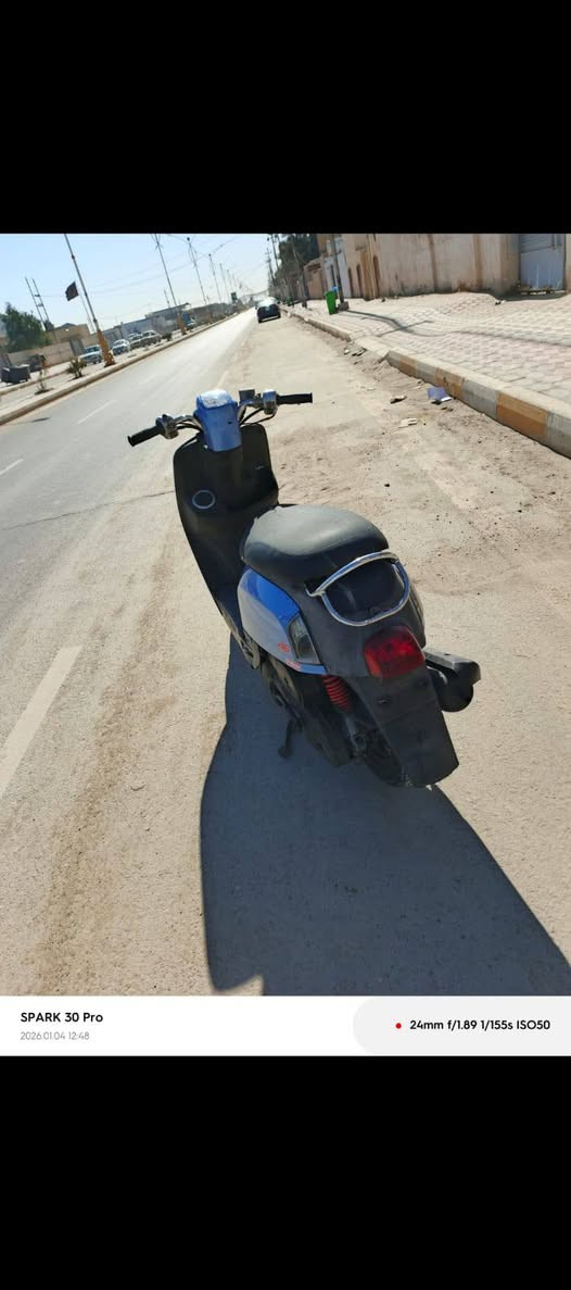 سلام عليكم داجه.لبيع شرط حاويه صاله شهر من شتريتها  بليس شرط كله وضع شركه سعر مليون وبيها مجال شي قليل بكاني سوق شيوخ ***********
