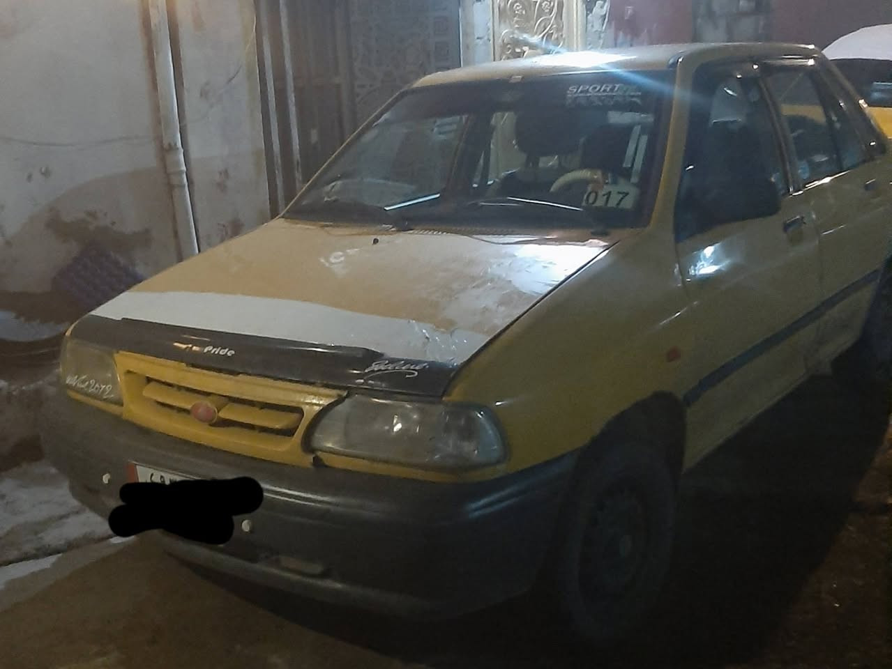 سلام عليكم  سايبه للبيع 2013 سنويا ٢٥ كاربون بانزين بيها محرك نفغ سعر 22 بيها مجال مكان الموصل الأيسر الرقم ***********
