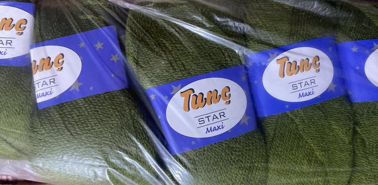 للبيع صوف تونك التركي ب 6500 و خيط الكرستال ب القطعه ب 1750 و توصيل لكل المحافضات ب 5000


**إذا كنت صاحب هذا الإعلان وتريد حذفه لأي سبب، رجاءا أرسل رسالة إلى الدعم الفني**