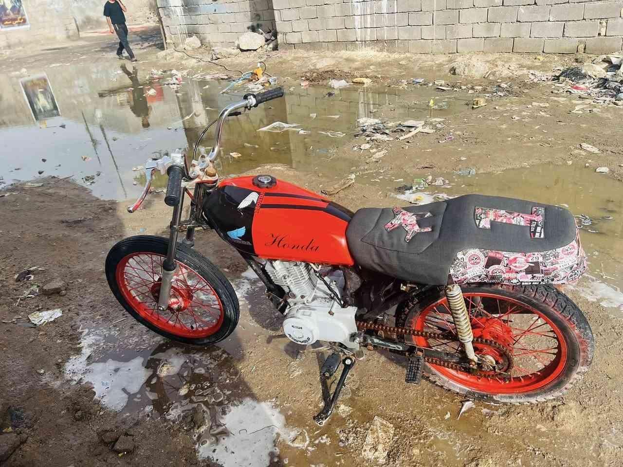 ￼ سلام عليكم دراجة للبيع محرك رابيدو ‏السعر 250 بيها مجال ￼ المكان بصره ￼5ميل *********** ￼￼
