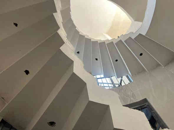 سلام عليكم كادر لبخ سقل ناعم جراره تشميع تصفير جدران مصاطر نثر ديكورات واجهات ترميمات شغلنه درجه اولى ونضافه وسعارنه مناسبه الستفسار ***********
