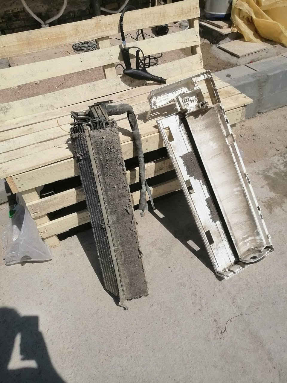 ❄️🔥 الورشة المركزية للسبالت — شغـل مضمون وبراس عالي 🔥❄️
تعبان من ضعف التبريد أو الأعطال المتكررة؟
نحن الحل الأمثل بخبرة وأيادي هندسية محترفة 👷‍♂️
✅ غسل وتنظيف السبالت تنظيف عميق
✅ تنصيب جميع أنواع السبالت باحترافية
✅ صيانة ومعالجة الأعطال بسرعة ودقة
✅ شحن غاز تبريد بأجهزة حديثة
💰 أسعار تنافسية ولا يهمك بالأسعار
🛠️ عمل احترافي يطوّل عمر الجهاز
⚡ اشتغل يمّه وخليك مرتاح
📍 العنوان: الناصرية – الإسكان الصناعي (أهل الإسكان الصناعي)
📞 للحجز والاستفسار: ***********
✨ نخلي جهازك ينهض براس عالي… ويطلع منها سالم ✨
