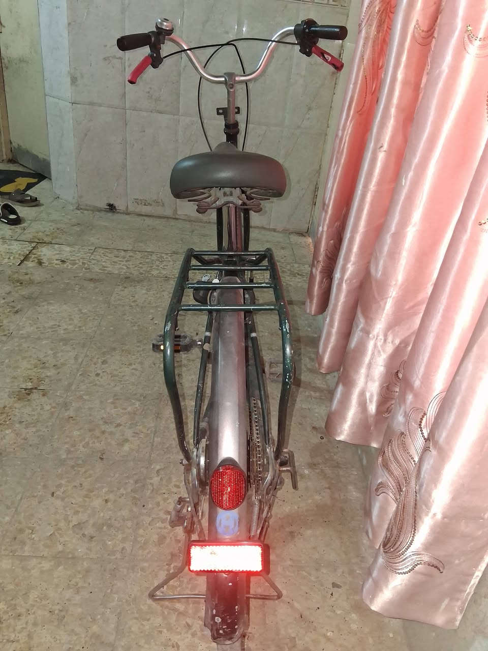 بايسكل ياباني ابو المكاين بطيخه ضخمه اخو الجديد ب٨٥ وبي مجال


**إذا كنت صاحب هذا الإعلان وتريد حذفه لأي سبب، رجاءا أرسل رسالة إلى الدعم الفني**