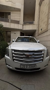 اسكاليد بلاتينيوم • ٢٠١٩ • ٧٠٠٠٠ كم