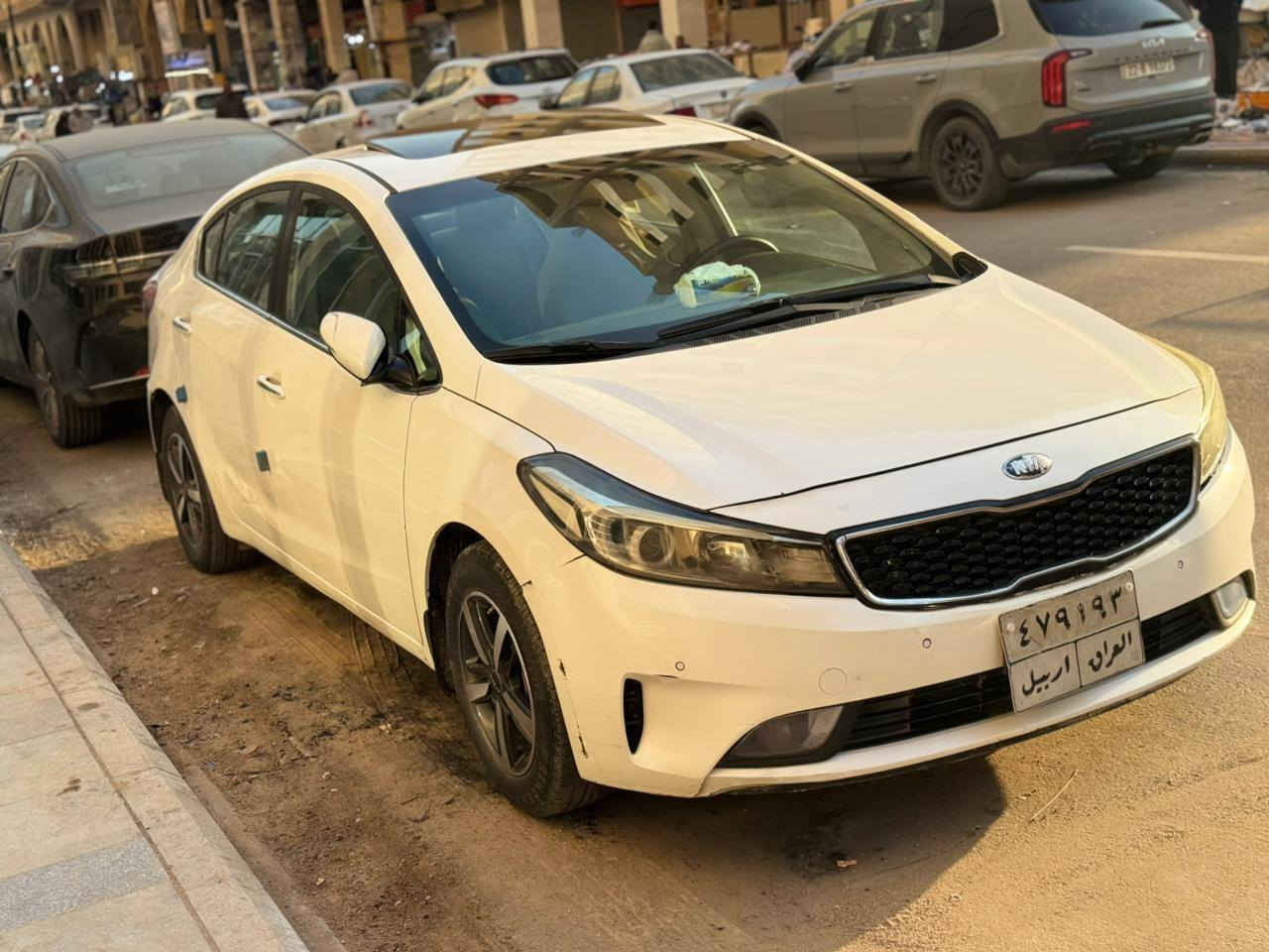 سيراتو 2017 رقم اربيل وكالة مداور موجود فول مواصفات واحد على واحد ViP مكفوله الصبغ والفتح فقط محولبة قليل سعرها 130 وبيها مجال مكاني نجف ***********
