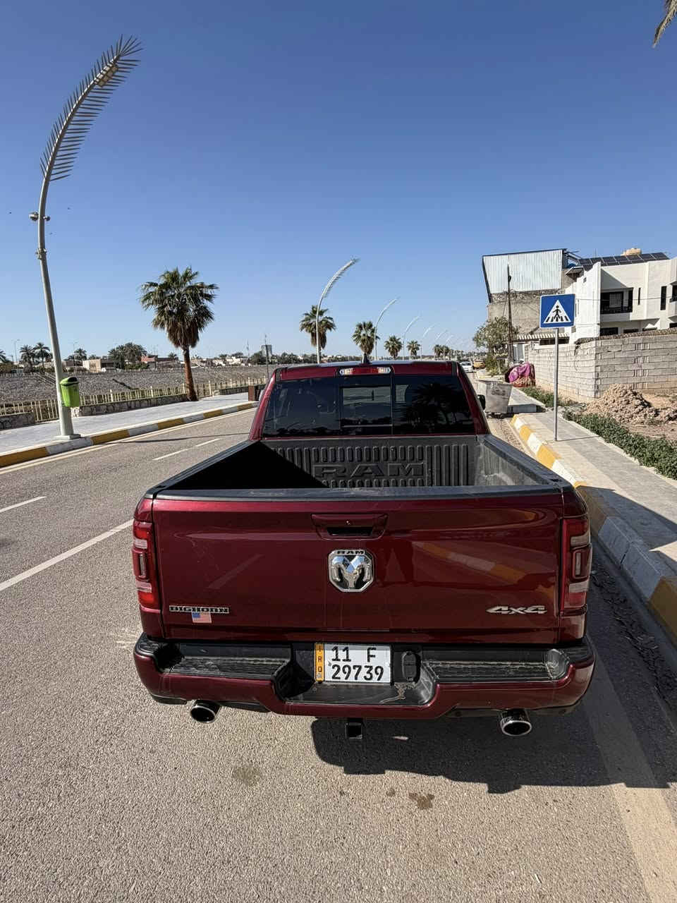 دوج رام البيع الموديل 2023 محرك 8Vمكان السياره ديالى بعقوبه السياره جديده كلش *********** ***********
