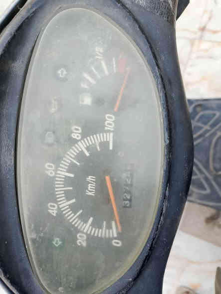 اكزز شغاله للبيع ب 200 وبيها مجال ***********
