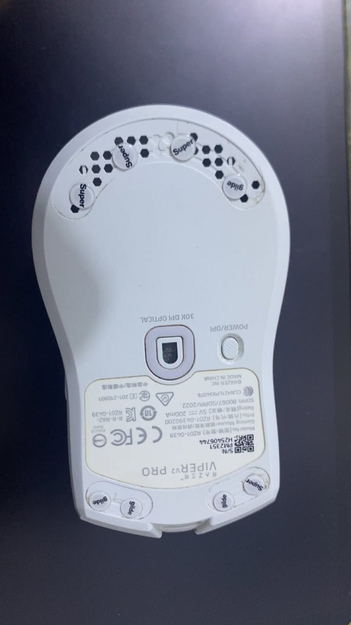 ماوس Razer viper V2 pro للبيع 
ويا Skates silent  الي تخلي ماوس سلس بالحركة و ميطلع صوت 
غراضة كاملة موجودة وية الكارتونة

سعر الماوس 120 الف و بي مجال بسيط


**إذا كنت صاحب هذا الإعلان وتريد حذفه لأي سبب، رجاءا أرسل رسالة إلى الدعم الفني**