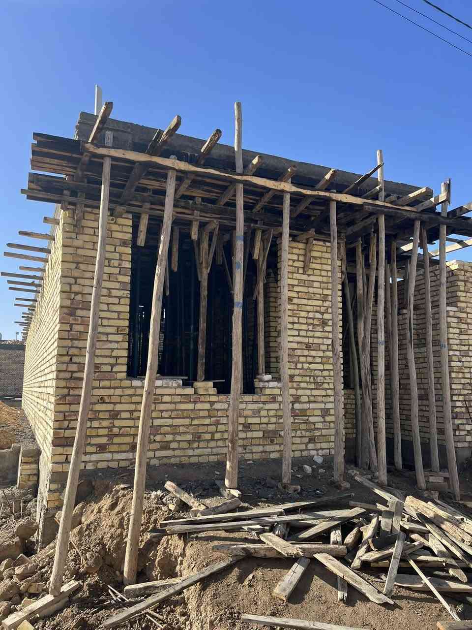 السلام عليكم
هيكل للبيع مساحة 120م واجهة 6م ونزال 20م طابو زراعي سند 25العنوان  طويريج شارع الحولي خلف قاعه الفرات للاستفسار اكثر اتصل ع الرقم 
***********
