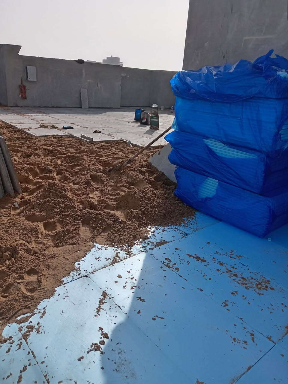 *********** واتساب *********** 
🏠 مستعدّون لخدمتكم في تنفيذ أعمال العزل بكافة أنواعها!
نقدم لكم أفضل خدمات تطبيك البيوت ودوائر الدولة بأعلى جودة وبإشراف هندسي احترافي.

✨ خدماتنا تشمل:
✔ قلع وتجديد الماستك والإيزوكام
✔ تنفيذ جميع أعمال العزل حسب المواصفات المطلوبة
✔ توفير قير – نايلون – لباد – فلين – تراب
✔ عمل نظيف، سريع، وبجودة عالية

💪 نضمن لك:
• شغل مضبوط
• مواد أصلية
• أسعار مناسبة
• فريق متخصص جاهز لأي مشروع

📲 للاستفسار ***********  ***********
