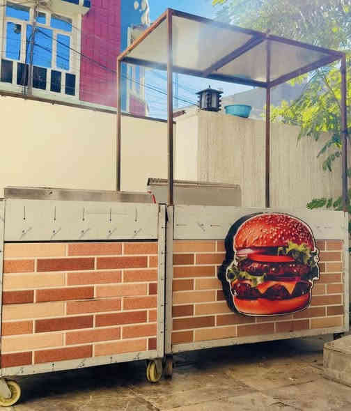 📌 عربانة بركر كاملة
📌 عربانة قلاية حوضين حجم كبير (أم الـ6 مدافع)

📌 ويه قطعة إعلان جاهزة
🔧 العربانتين نظيفات، استعمال خفيف، وما بيهن أي نقص — تشغل وتبيع مباشر.

📍 الموقع: بغداد

📞 للجادين فقط *********** واتساب 

⸻
