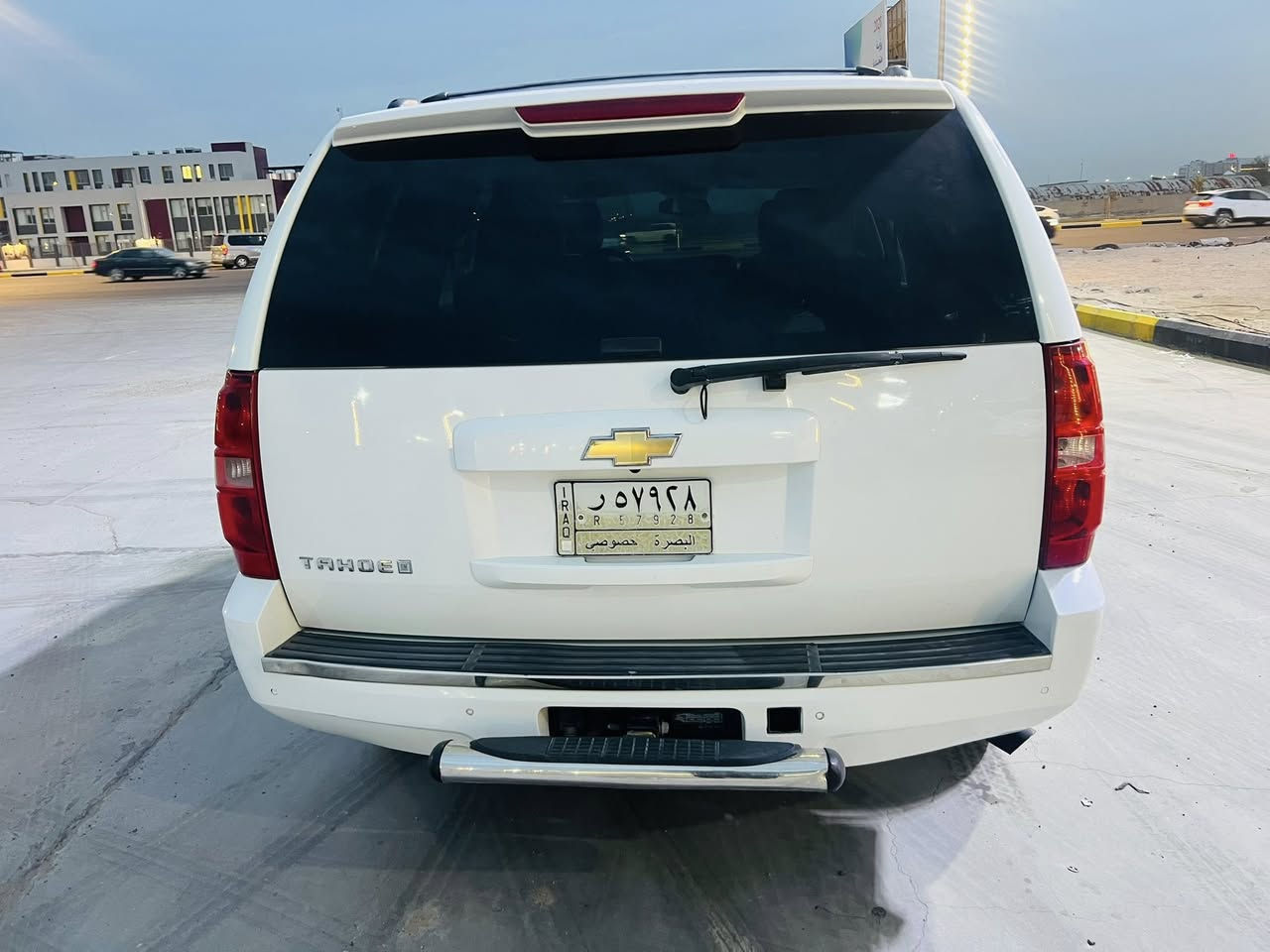 السلام عليكم احبتي الكرام تاهو رقم بصرة 2011 اصل. تحويل. مباشر دخول كندي داخله كلين هنا ڝــ.ـاڔ بيه قطعتين صبغ ورباع بيبان فقط  معروف التاهو بصبغ الرباع. السيارة جديده وجاهزة. كير جديد شرط الفحص محرك جديد شرط الفحص تختم تاير حداديه جديده  سيارة بيها منضمومة  غاز تمشيك 350 كم. يعني انسه البانزين صرف سايبه.     السيارة مال جناي موظف بنفط ڝــ.ـاڔ الها عنده 3 سنوات.   يعني استخدام شخصي. مكان السيارة بصرة بيع ماروس حاضر السعر 185$ الشراي يتصل. واني حاضر 
‭0772 428 8882
