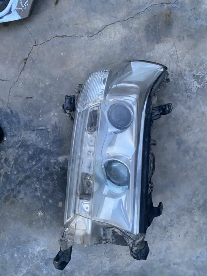 السلام عليكم  كل الغراض للبيع ***********
