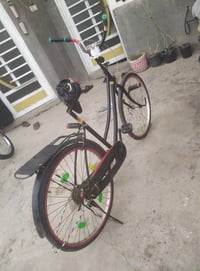 بيسكل • اسود • موديل ٢٠١٩