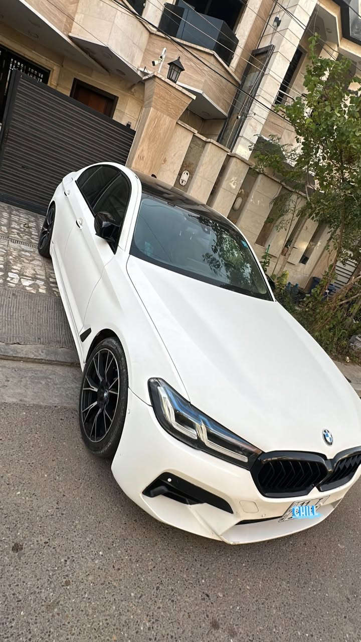 السلام عليكم BMW i540 موديل2018
محدثه 2023
 فول مواصفات V6 توين تيربو
ماشيه 90 بيها بابتين صبغ وجاملغ تبديل 
السياره بدون اي نقص عليها ppf ابيض طافي 

السعر $270  

تفاصيل ***********
