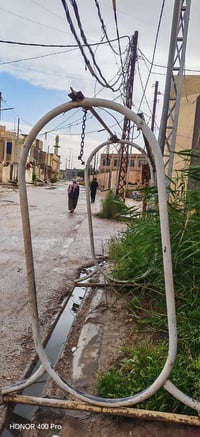 مرجوحه • جبيره • نضيفه