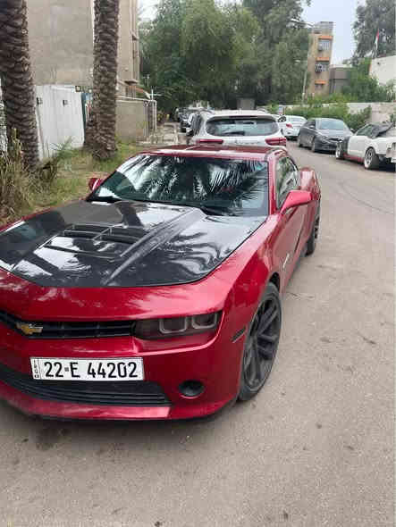 السلام عليكم 
كمارو ٢٠١٥ V6 ٣.٦ لتر 
——————
الضرر جاملغ خلفي ايمن وضرر خفيف كلش وجزء بسيط من الباب
——————
مواضفات ال RS معروفة 
اضافات عليها بنيد كاربون فايبر الياف حقيقي بس البنيد ب ٩ اوراق 
اكزوز فلوماستر 
كشنات كهرباء 
تراكشن كونترول ٣ وضعيات 
غرفة احمر مختم RS
شاشة لمس 
تحكمات ستيرن 
سبورت مود شفتات ستيرن 
شاشة اعطال 
كروز 
عليها سيرفس كامل فيول بمب جديد نوزلات جدد بلكات جويتر شوت فلاتر خير من الله السيارة فقط محسن ادير تتقبل عادي مبرمجة سيفتي واقتصادية بس اني احافظ عليها بلمحسن التفويلة تمشيك ٦٢٠ كيلو حقيقي عن تجربه بيها هزة جديدة
نواقصها فقط بوش حدادية + كمبريسور تبريد 
السعر ١٠٥ 
تحويل مباشر 
***********
العنوان بغداد الصليخ الفارس
