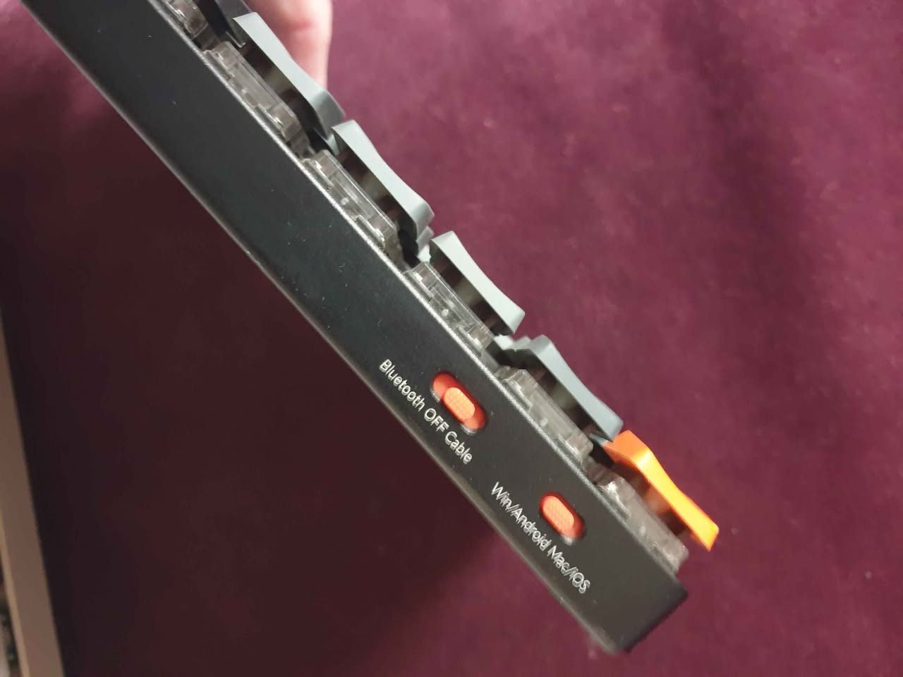 كيبورد ميكانيكي عدد ٥
ابيع كلها 
شرط شغالة وشحن 
موضحة بالصور 
كلها ب50
شحن type C 
لا يتوفر توصيل 
المكان بغداد كرادة بغداد, العراق


**إذا كنت صاحب هذا الإعلان وتريد حذفه لأي سبب، رجاءا أرسل رسالة إلى الدعم الفني**