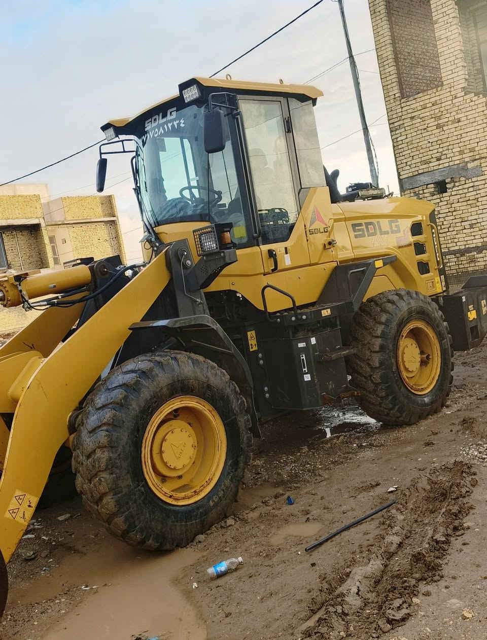 شفل صيني حجم 36 مديل 23 مكفول كفاله عامه مكينه منفيس بعدهي   سعره 4شدات و 10  للستفسار ***********
