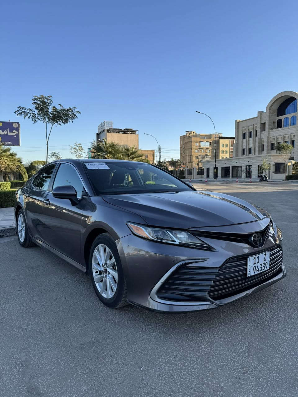 تيوتا كامري 2023 🇯🇵
ماشيه 24 الف مايل 
رقم بغداد باسمي مداور ثاني يوم 
مواصفات le 
حادثها خلفي جاملغ و قبق جنطه 
السعر 185 مع المجال 
للاستفسار / ***********
