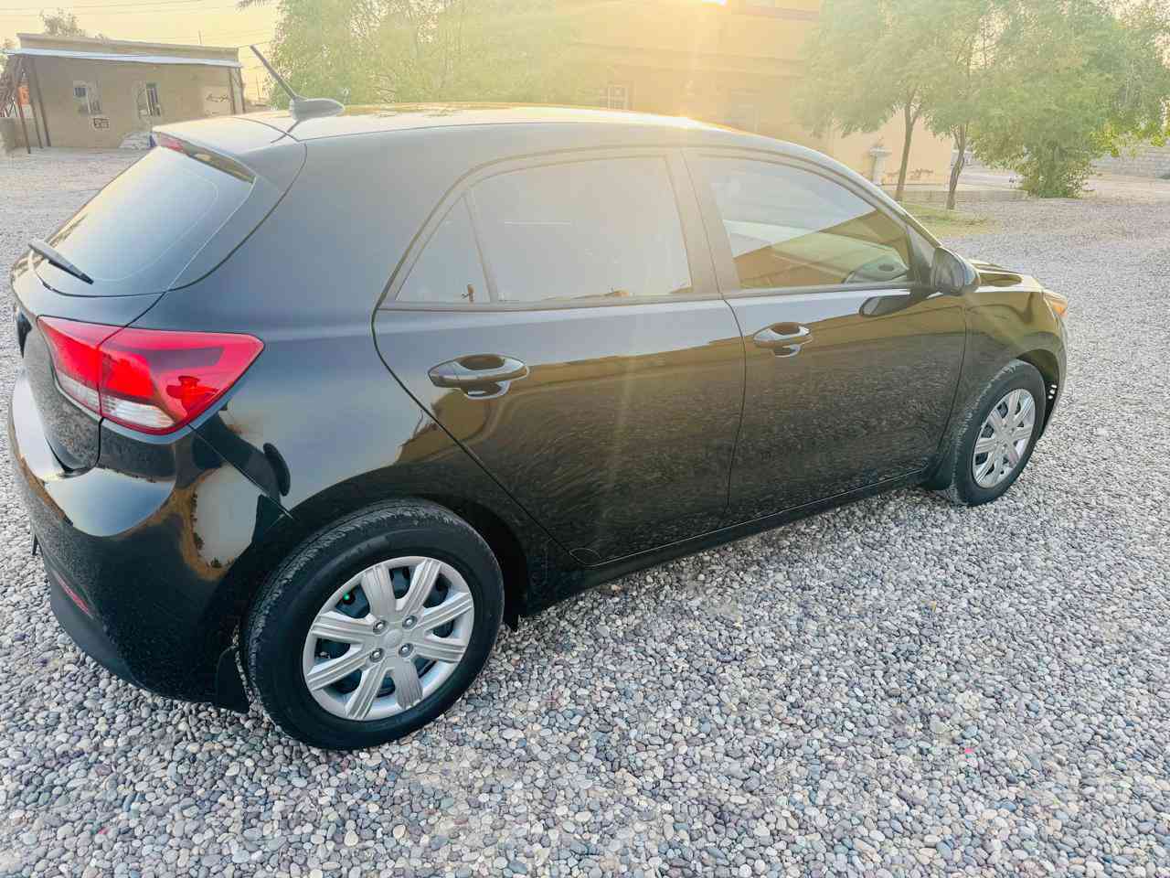 كيا ريو هاش باك موديل 2023
لون اسود ماشية 26 
نينوى معوقين دولي باقي سنتين تصير حرة شرط الوكالة
نظافة فووول 
سيارة عائلية اقتصادية حيل 
ما ناقصها أي شيء جاهزة 
كلها شركة 
ضررها بونيد مبدل جديد 
وبارد خفيف برأس الچامرلغ
بدون دواخل شرط 
السعر 110$ 
المكان :- الشرقاط 
الاتصال عالارقام 
***********
***********
