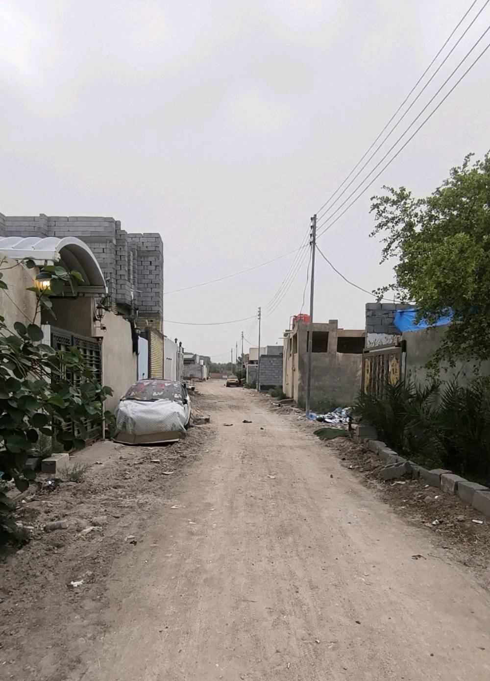 قطعة ارض 200 متر واجهة 10 نزال 20 الجزيرة الريان مقابيل ملعب الريان مسيجة كاملة طابوك ودنگ مثل ماموضحة بالصور سعر 45 وبيها مجال للأستفسار ***********