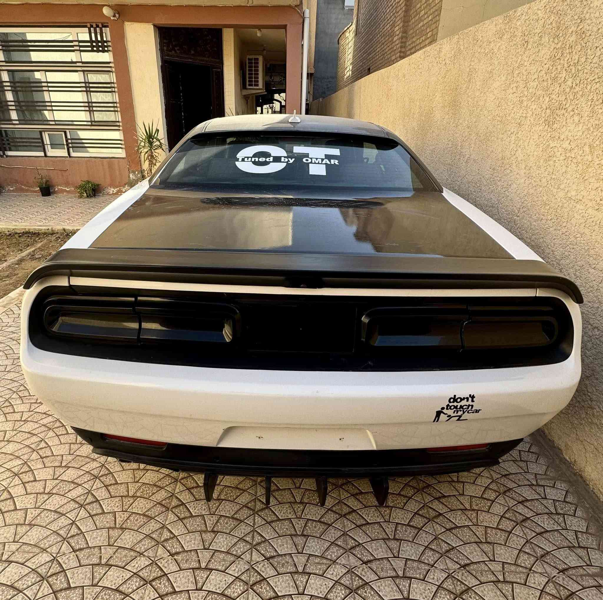 2017  RT  فول عدة الفتحة 
ضرر 4 قطع صبغ  رقم بغداد 
السعر 157 $
***********
