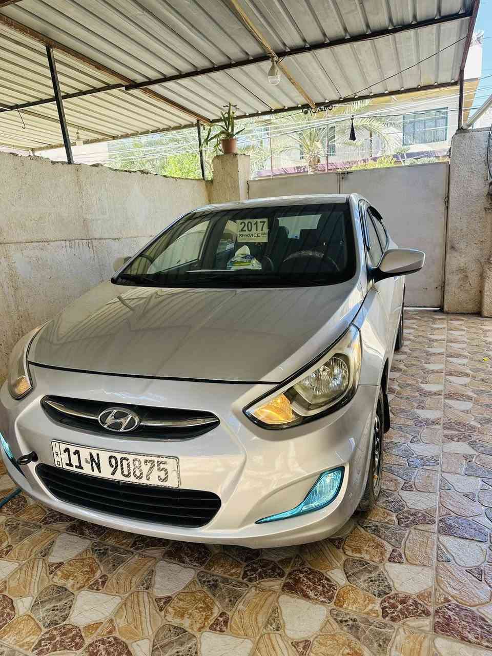 السلام عليكم رمضان كريم
اكسنت 2017 وارد امريكي 
رقم بغداد انكليزي بغداد سنويه جديده مشروع وطني شرط التحويل 
محرك 1600 وكير اي تي المرغوب 
محرك وكير مكفولات ع وضع الشركه 
تبريد تدفئه كله شغال
لايت زنون 
نضام ايكو 
مانع انزلاق  
ماشيه 83 الف 
صدر امامي خلفي جديد 
داخله كلش نضيف 
داخل مغلف جلد كشنات وارضيه 
سياره كلش حلوه ونضيفه وعليها ادامه كامله كلشي متصرف عليه 
ترايها كلش حلو وناعم 
ضررها جامرلغ امامي بيها 5 قطع صبغ اثر شخوط وطخات بسيطه كلش 
وصبغتهن فرن درجه اولى سياره بالواقع احلا من الصور 
السونار موجود بالمنشور 
السعر 91 وبيها مجال 
العنوان ديالى الخالص ناحيه هبهب 
***********
